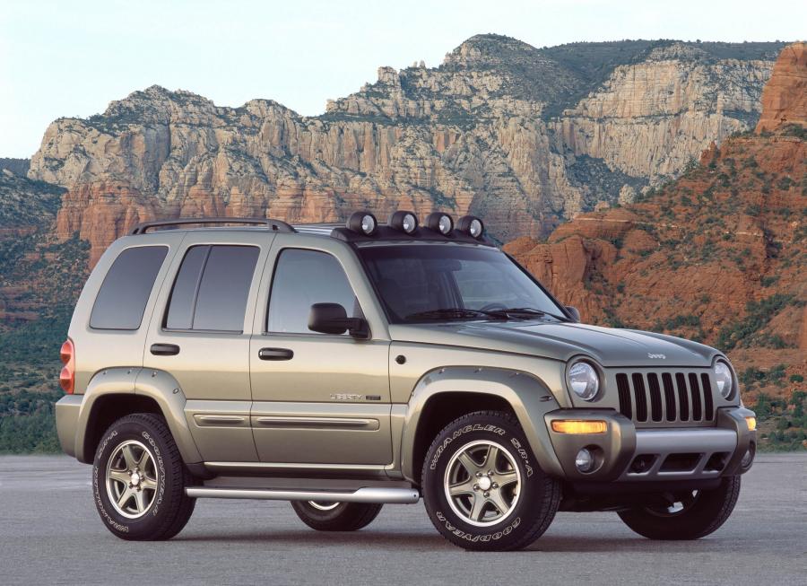  Jeep Liberty Renegade 2002 года  (фото 8 из 12)